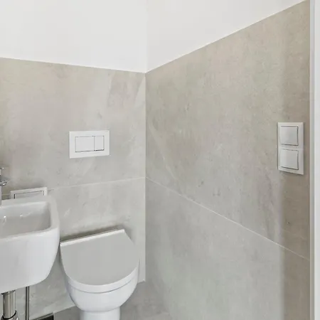 Feelhome-Balkon-Zentrum-6 Gaeste-Wifi-Smart Tv Vienna Exterior photo