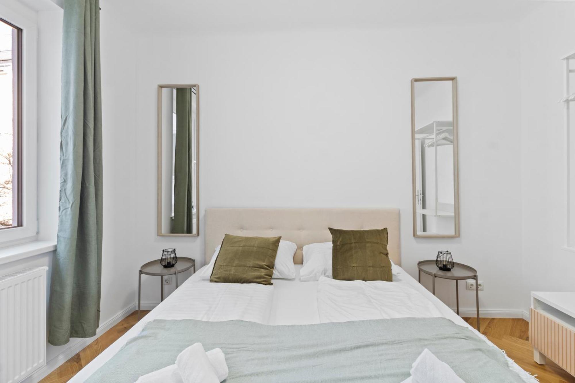 Apartmán Feelhome-balkon-zentrum-6 Gaeste-wifi-smart Tv *